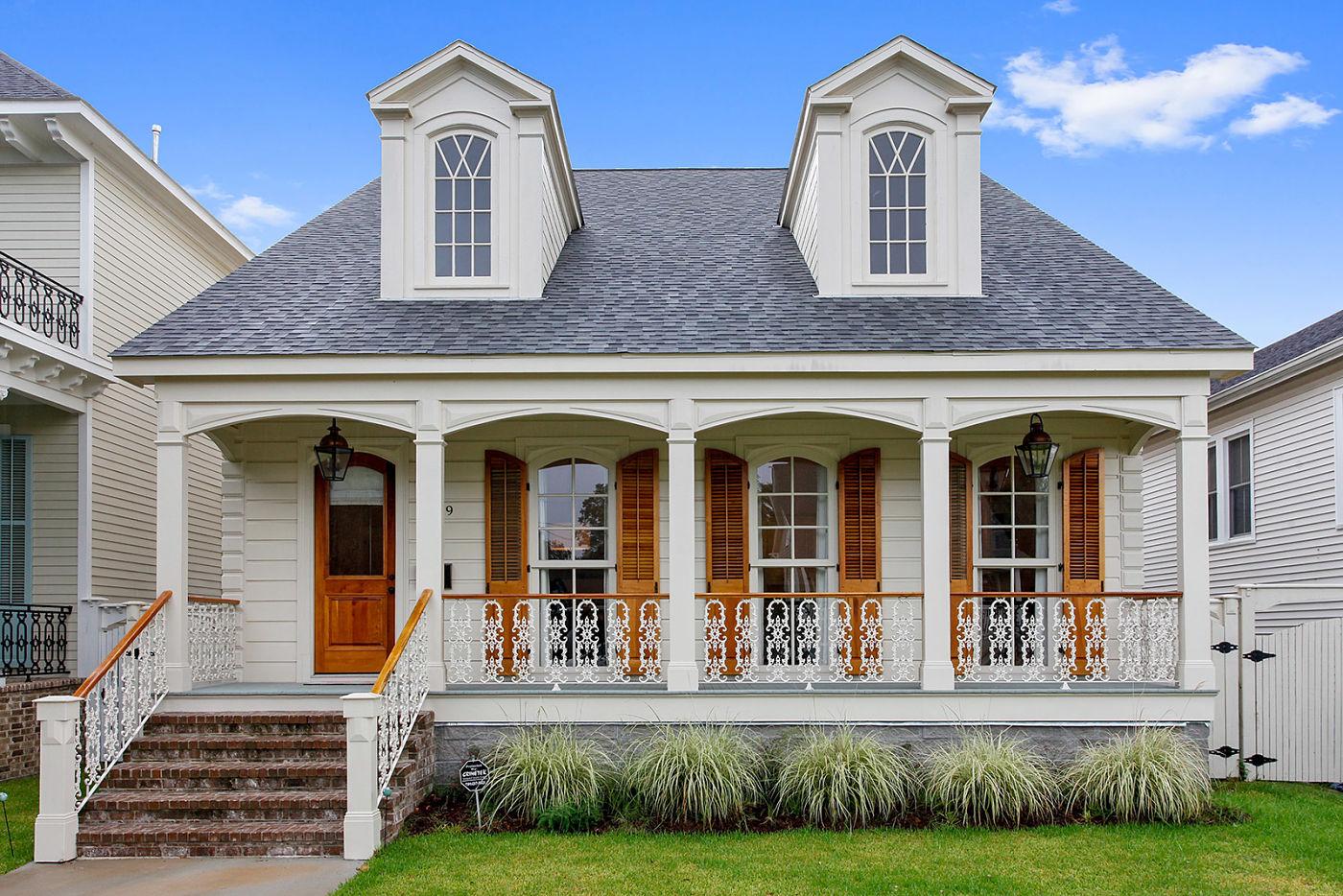 Homes For Sale in Lakeview - NOLA Homes Search